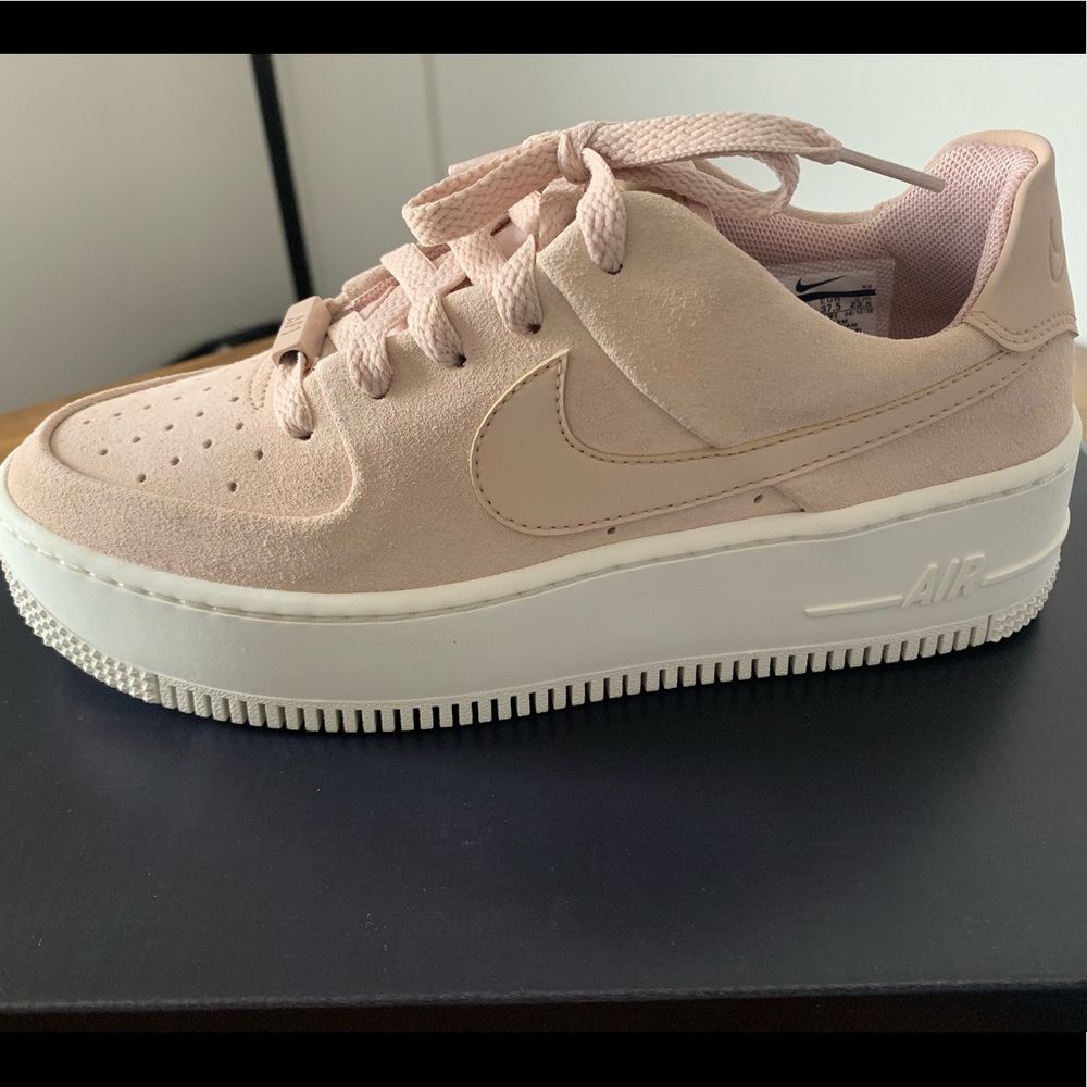 Nike Air Force 1 NWT